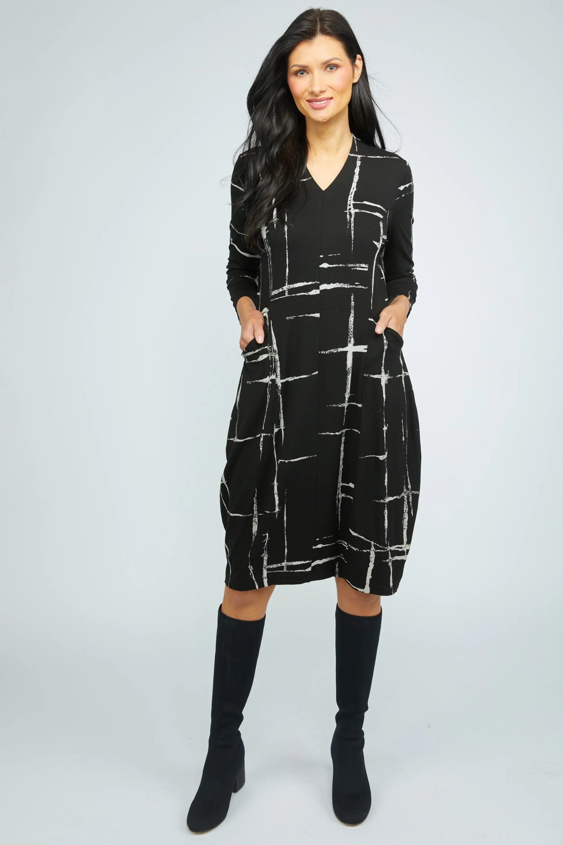 Arthouse Knit City Dress - Image 3
