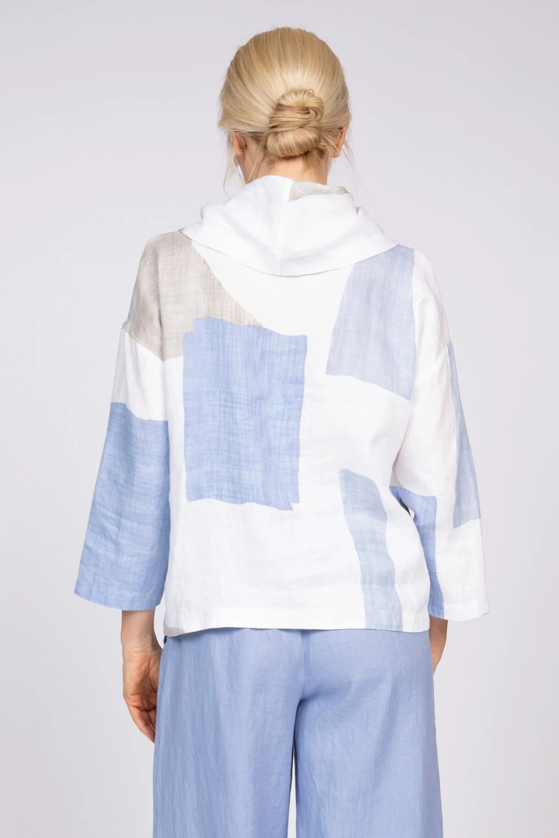 Coastal Colorblock Stay Centered Cowl - Image 4