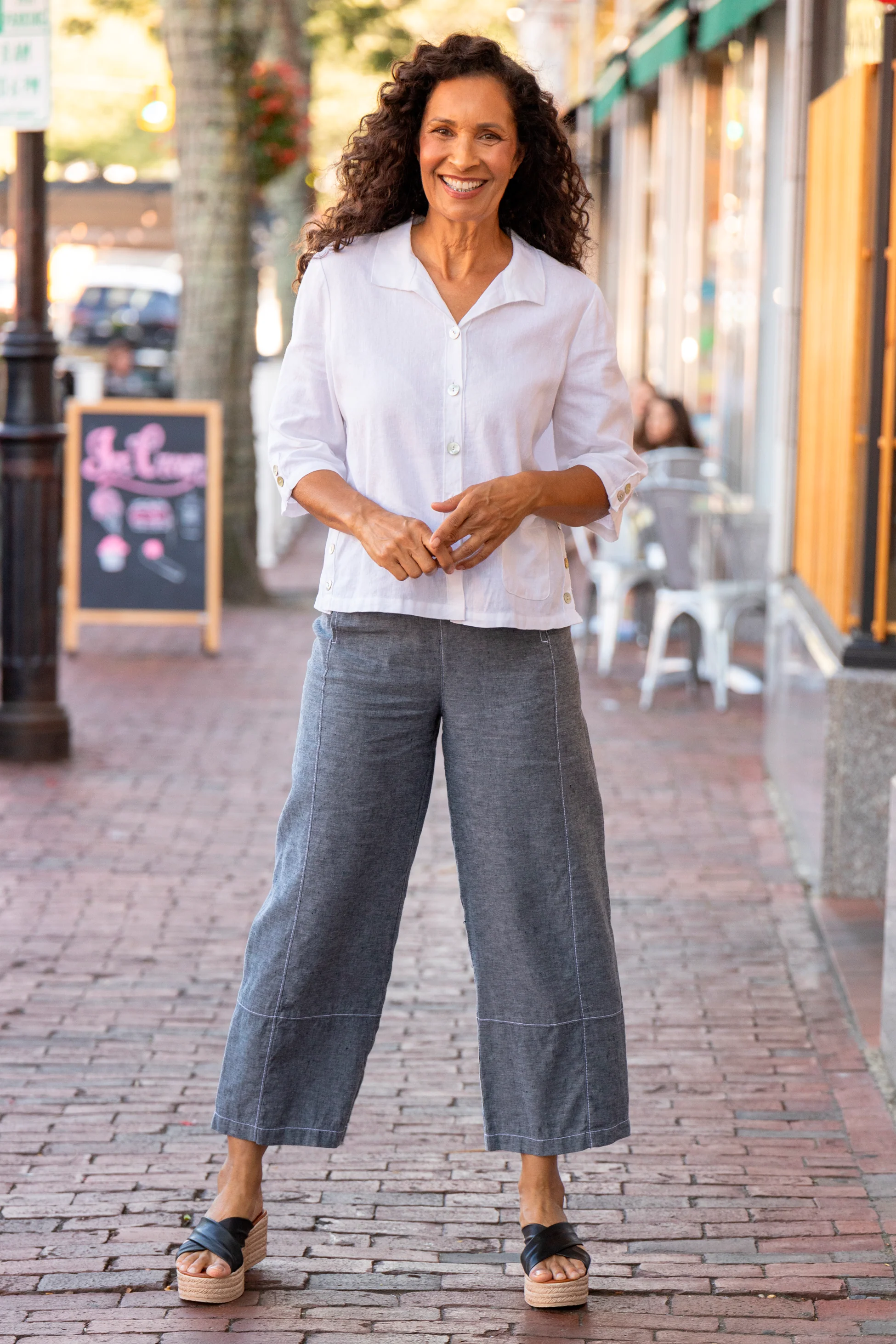 Contrast Seams Crop Pant - Image 5
