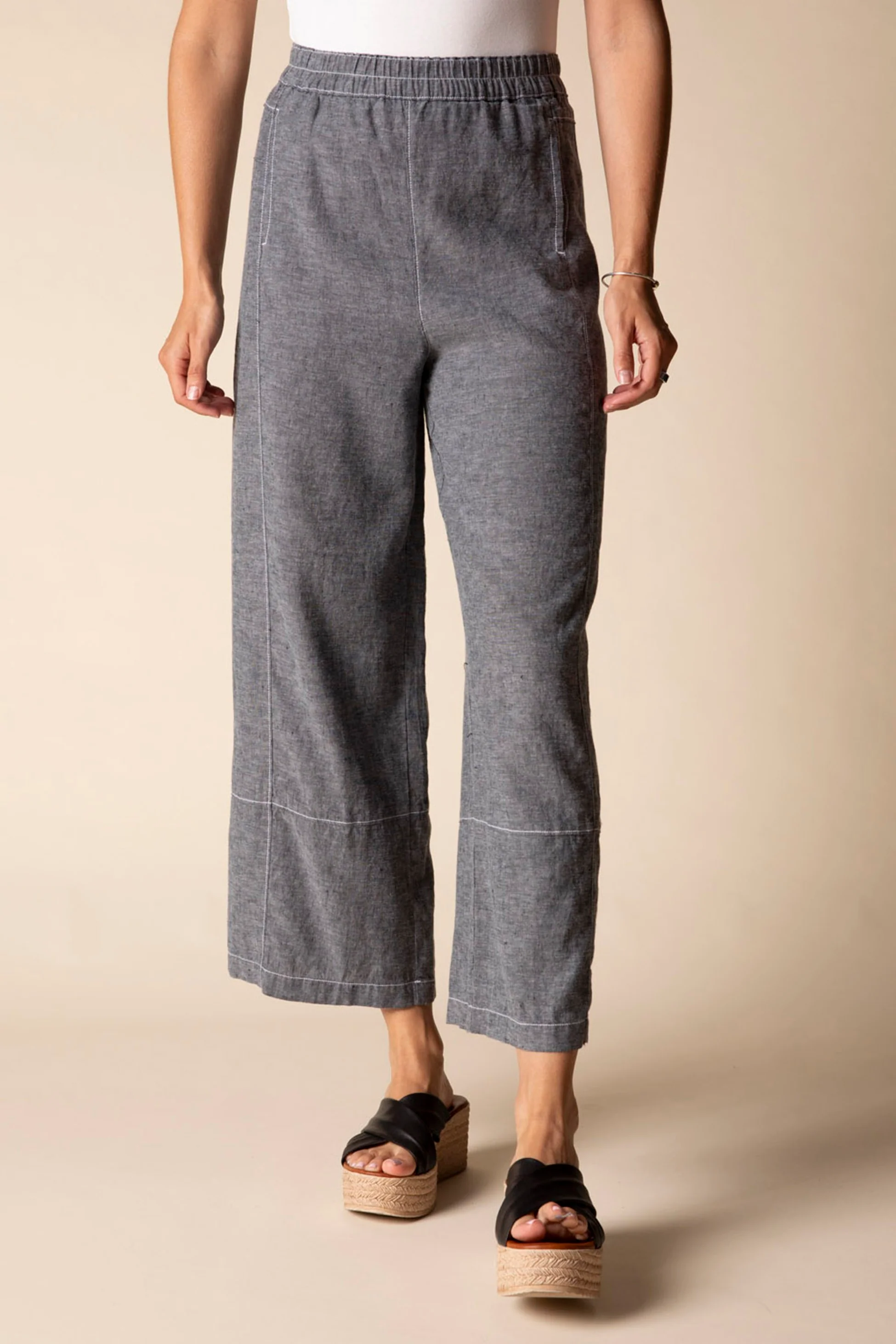 Contrast Seams Crop Pant - Image 7