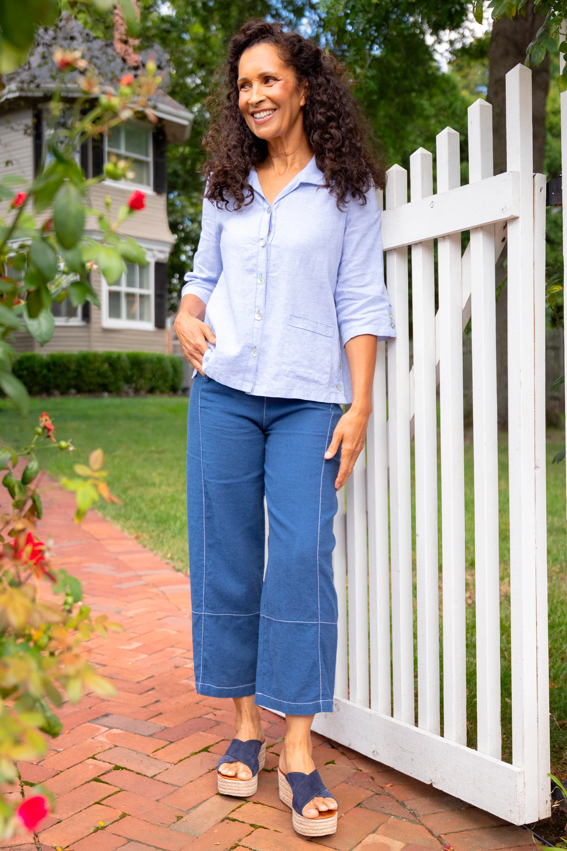 Contrast Seams Crop Pant - Image 6
