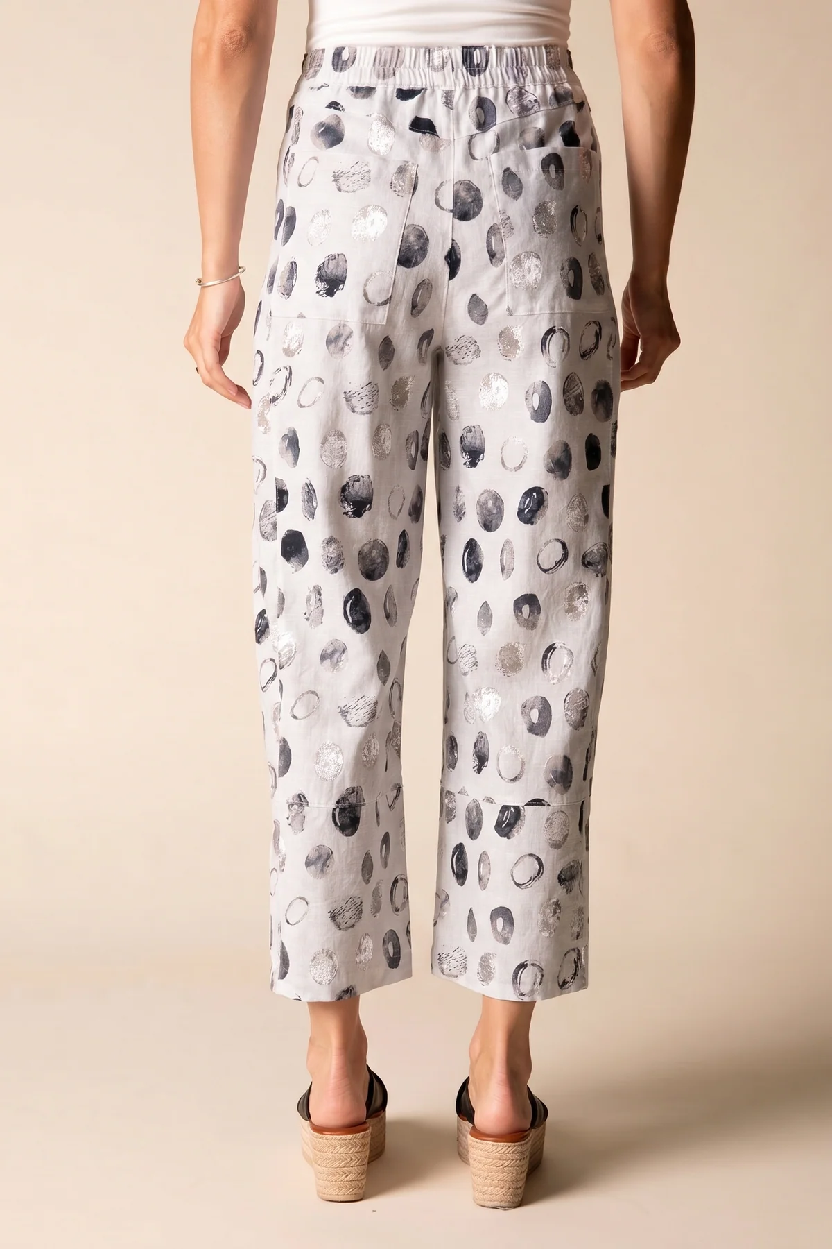 Contrast Seams Dot Crop Pant - Image 6