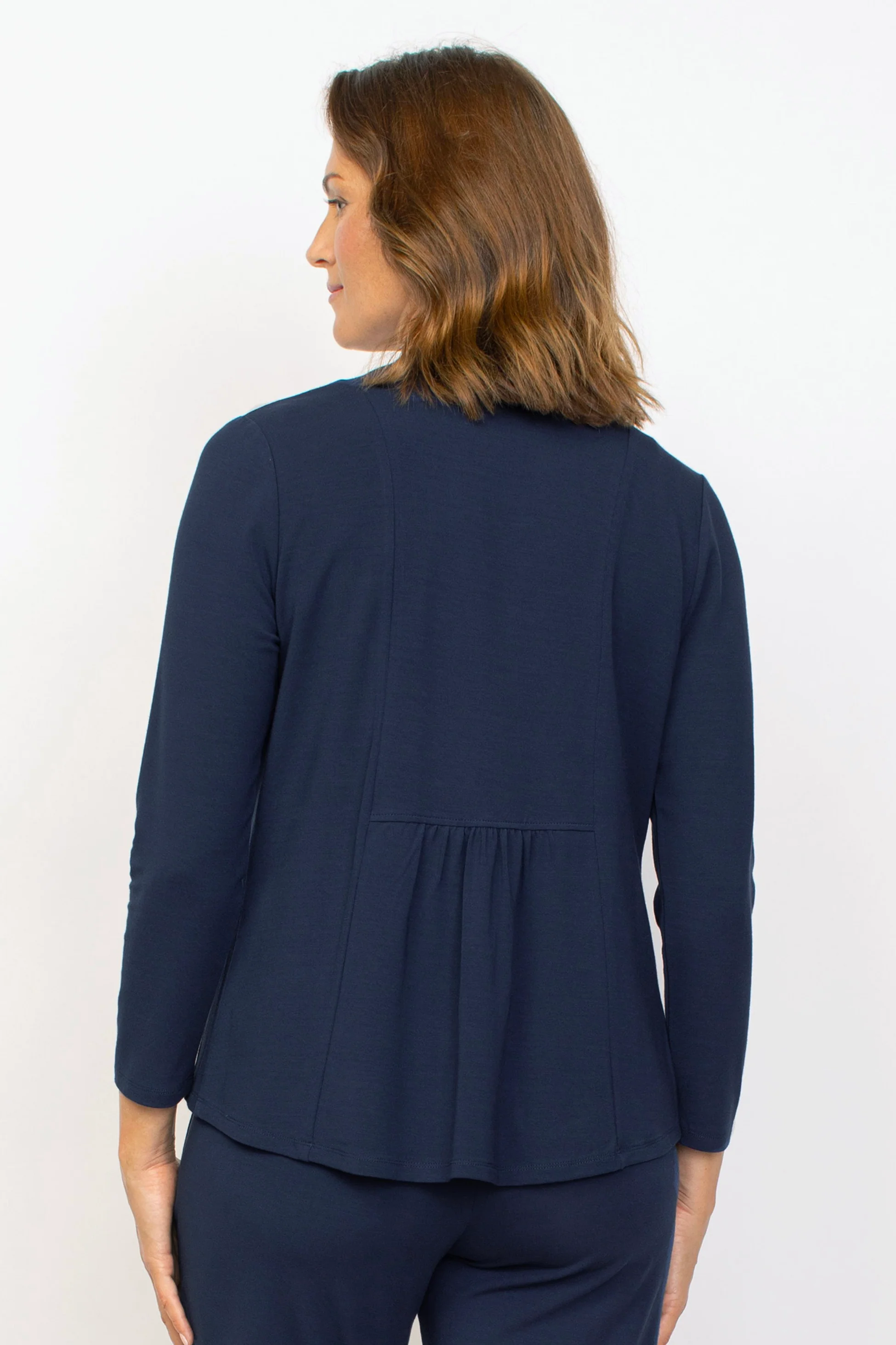 Core Travel Easy Jacket - Image 3