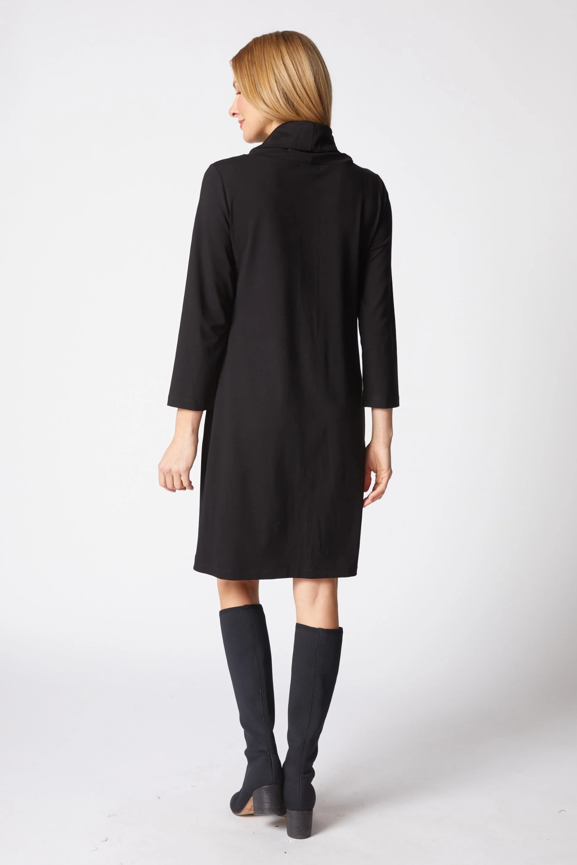 Core Travel Pleat Front Dress - Image 3