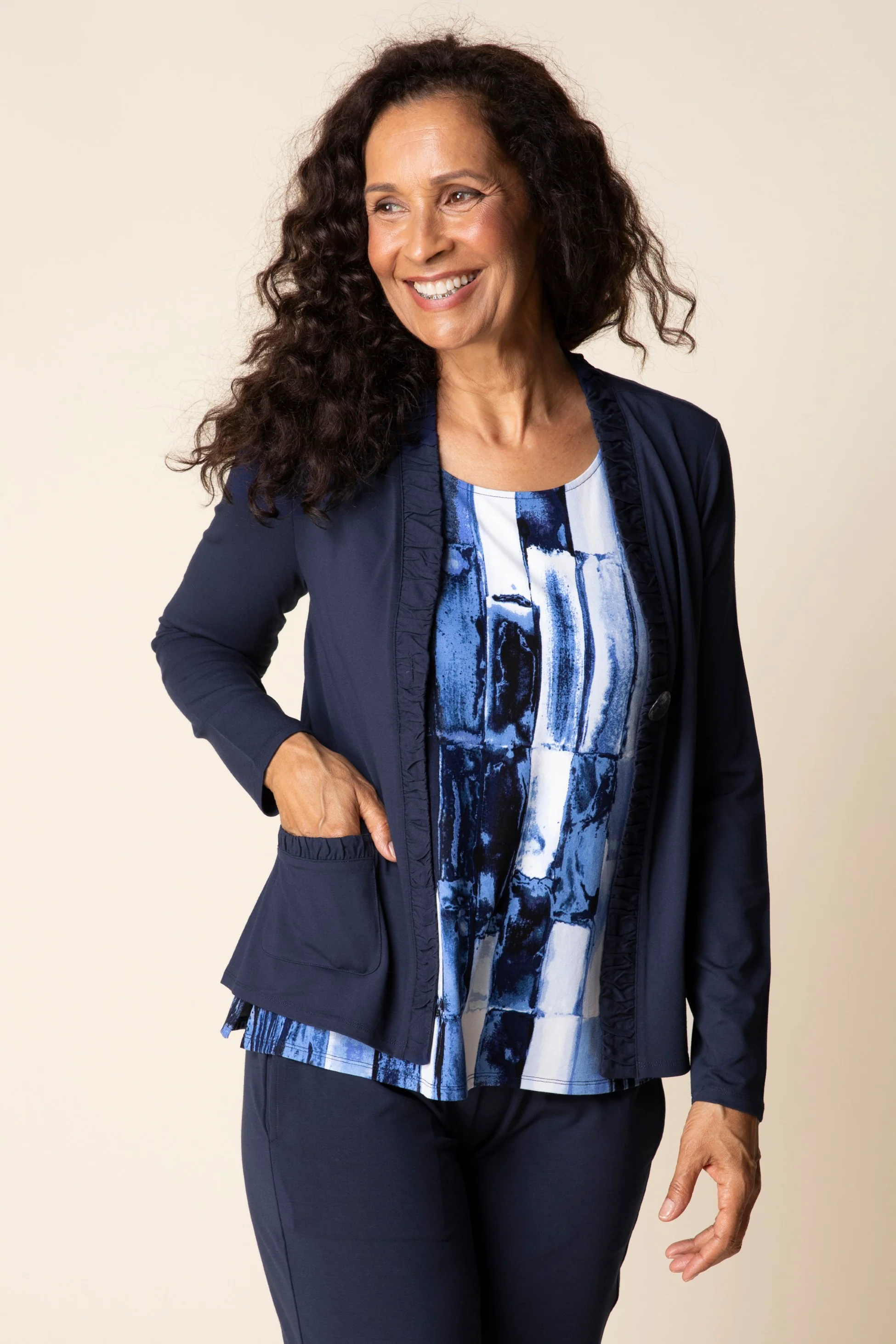Core Travel Ruched Jacket - Image 5