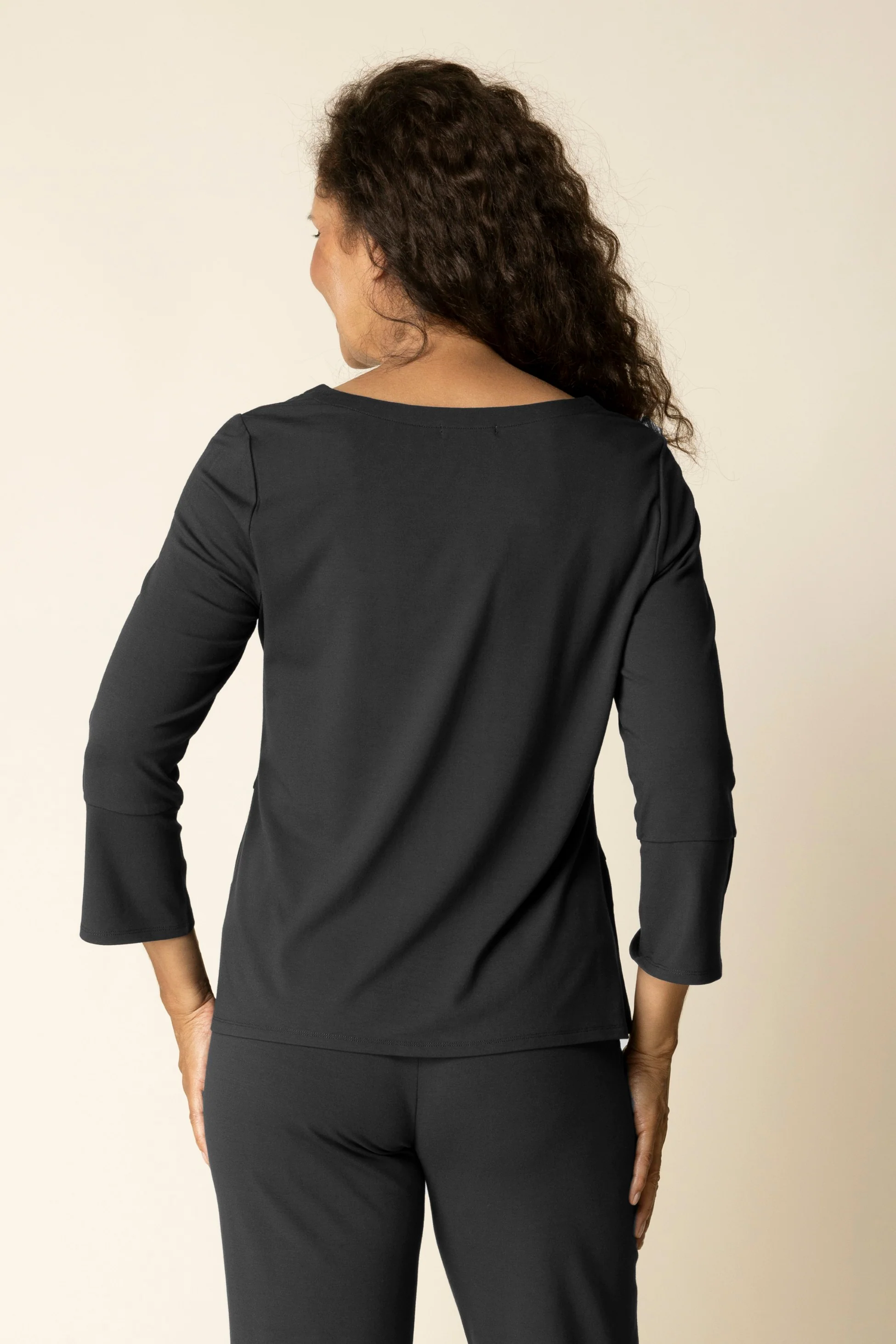 Core Travel Wrap Top - Image 6