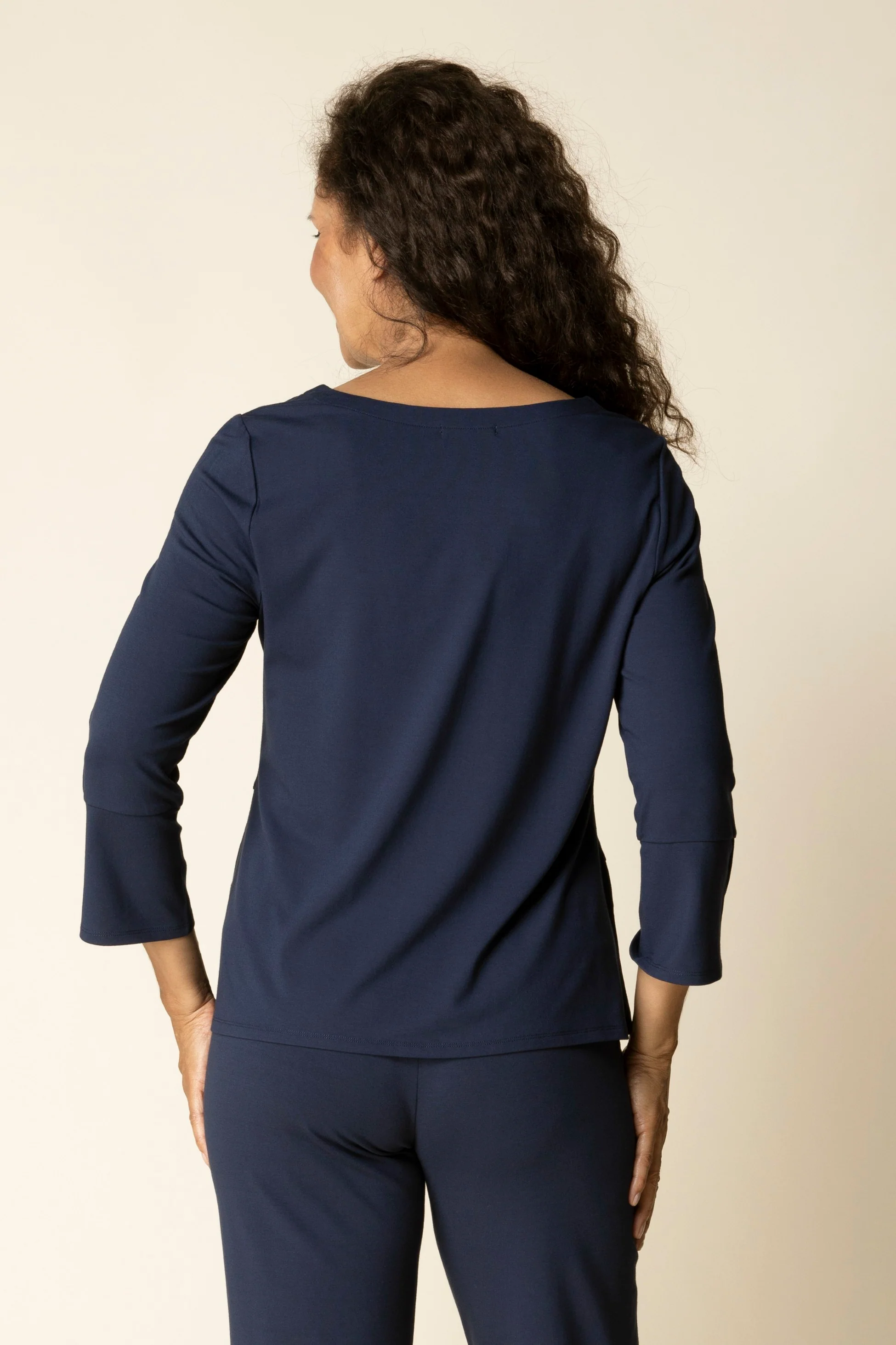 Core Travel Wrap Top - Image 8