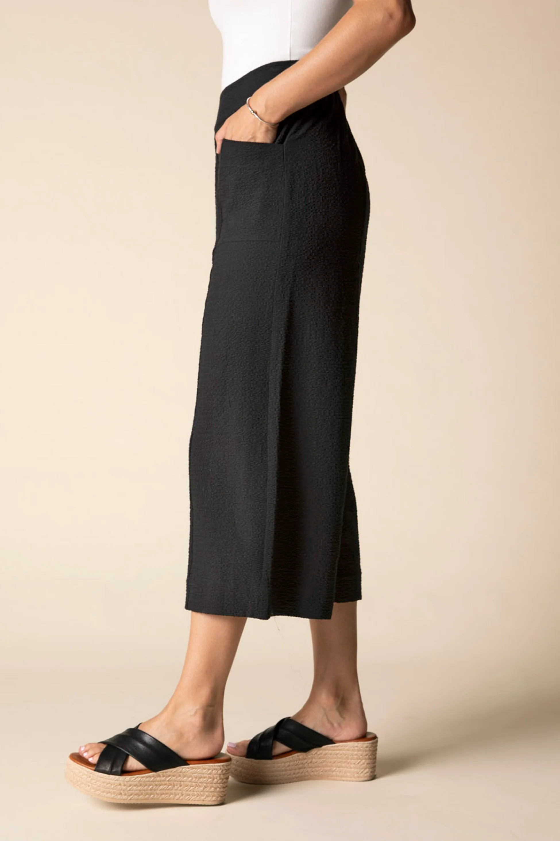 Crinkle Crepe Aria Capri - Image 3