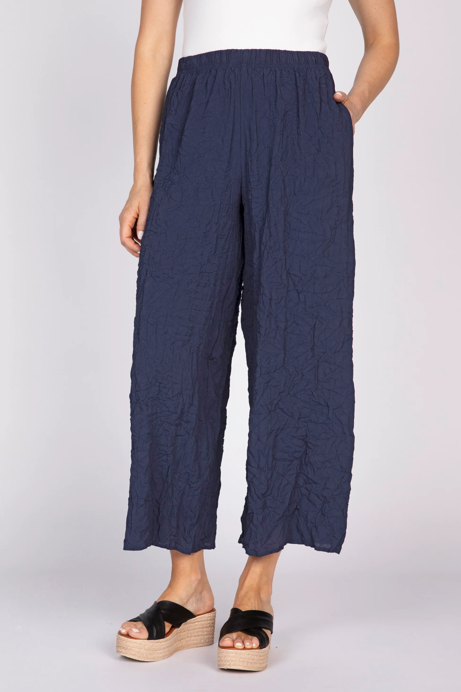 Crinkle Crepe Travel Pant - Image 3