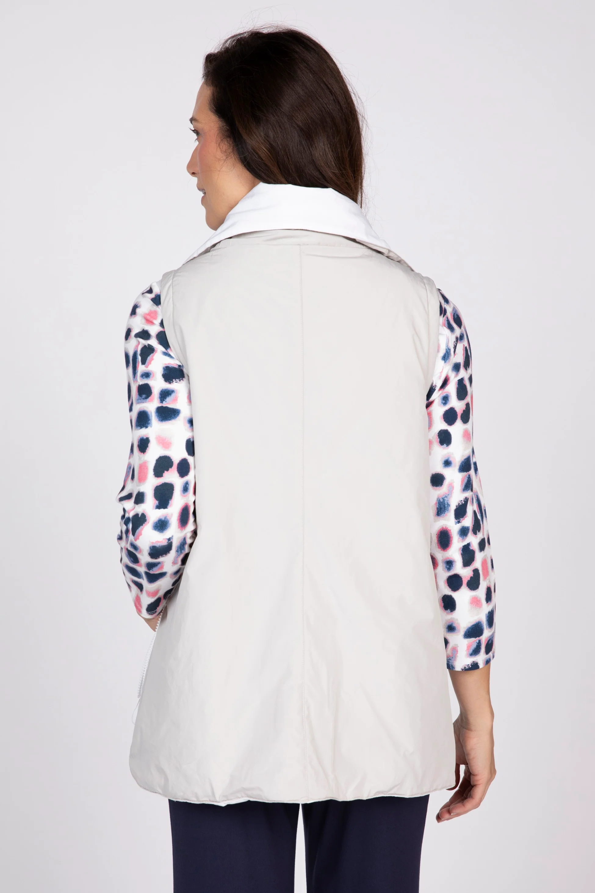 Reversible Taffeta Layering Vest - Image 5
