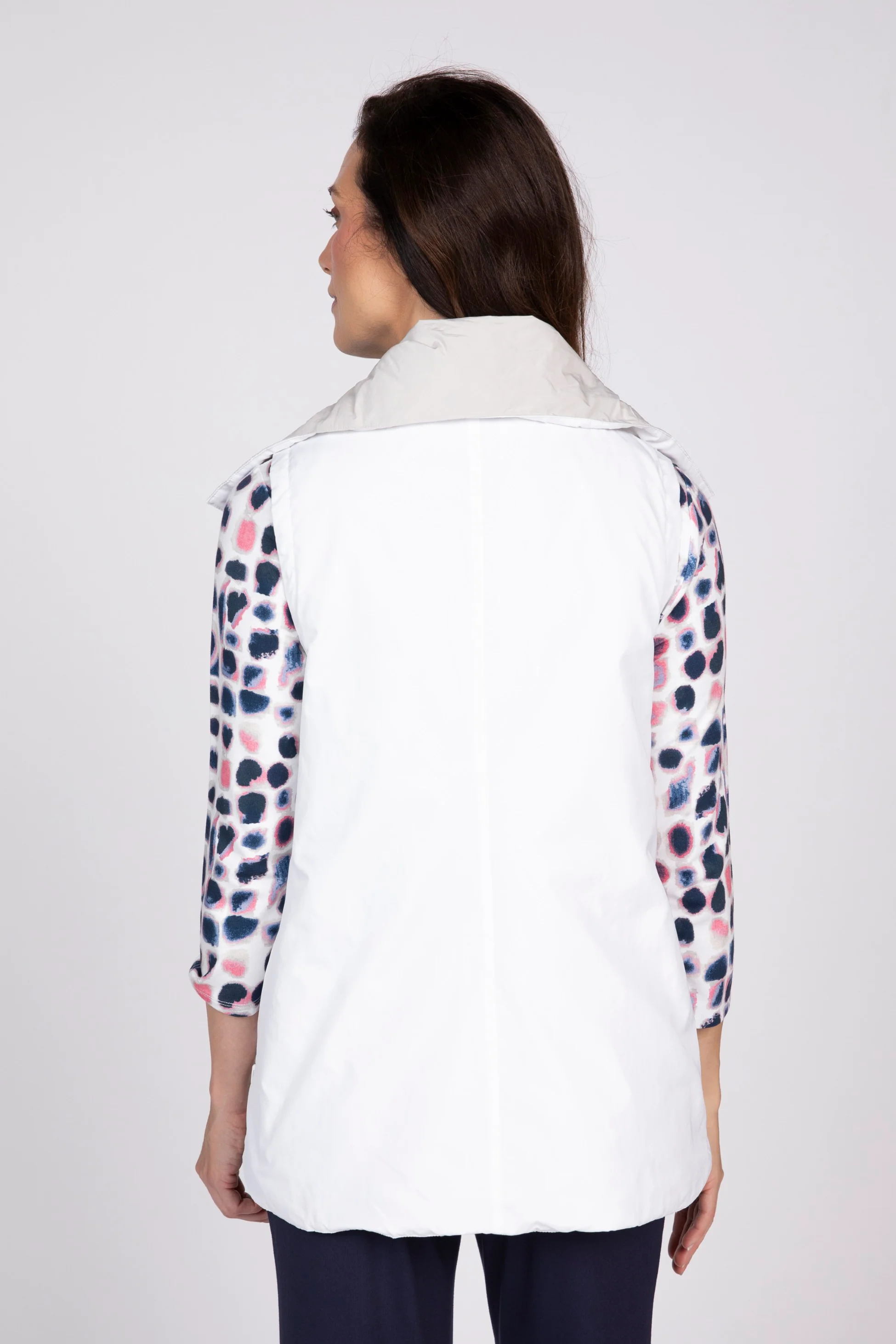 Reversible Taffeta Layering Vest - Image 7