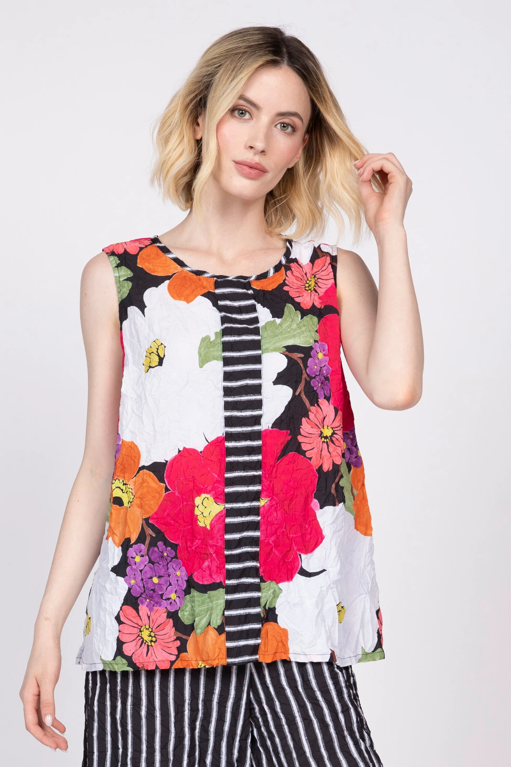 Siesta Floral Crinkle Crepe Swing Top - Image 3