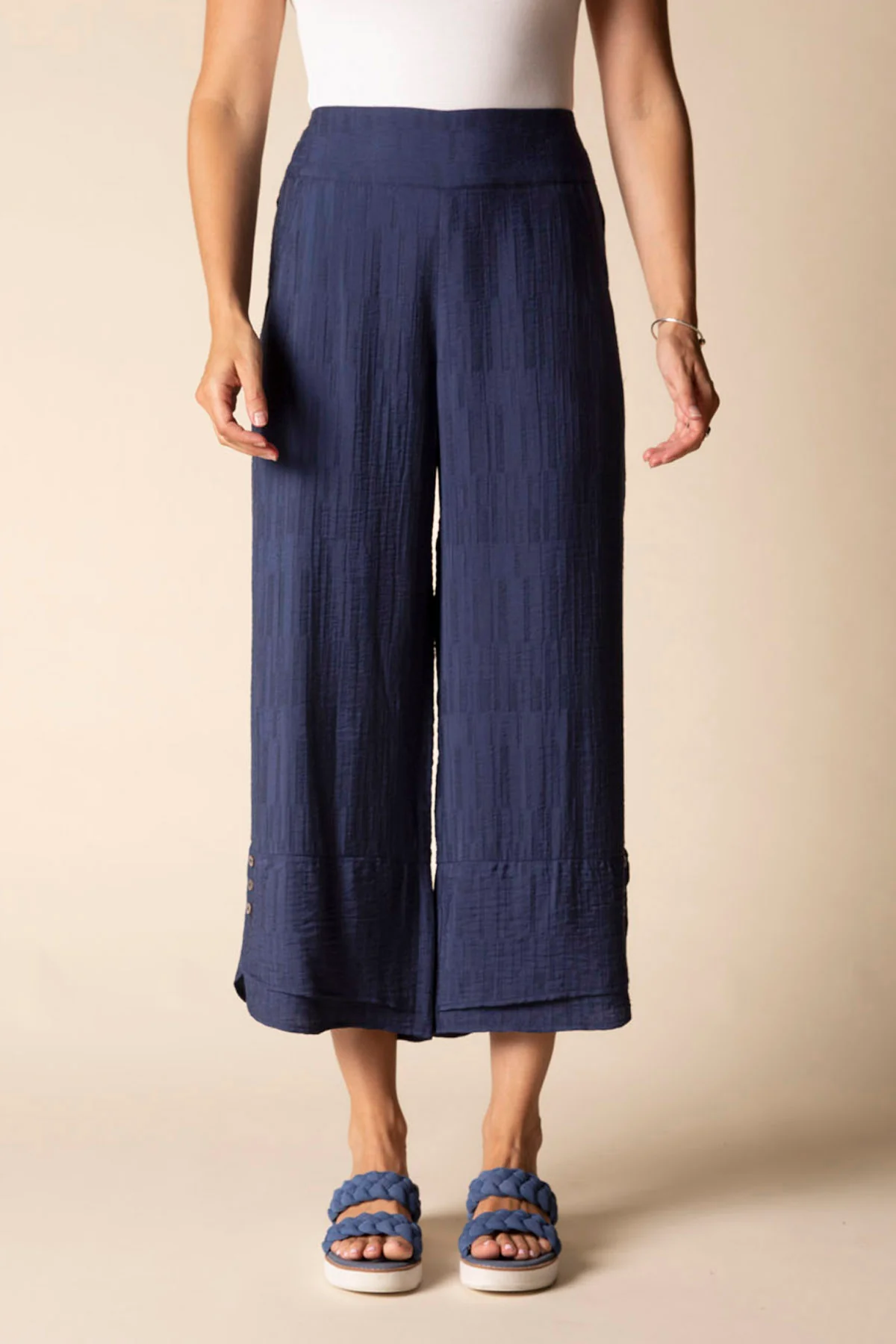 Whisper Jacquard Rayon Crop Pant - Image 11